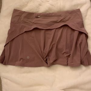 lululemon Play Off the Pleats Mid-Rise Skirt